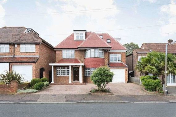 6 Bedroom Detached